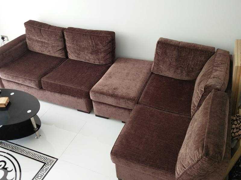 039L039 SHAPE BROWN FABRIC SOFA