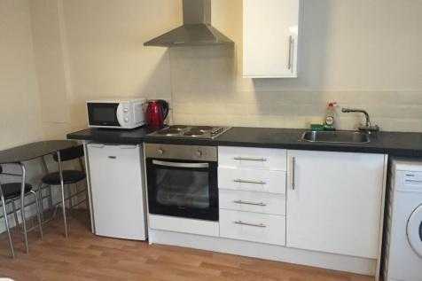 1 bed self contained studio apartments