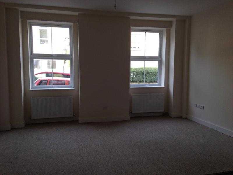 1 Bedroom Flat in Central Location