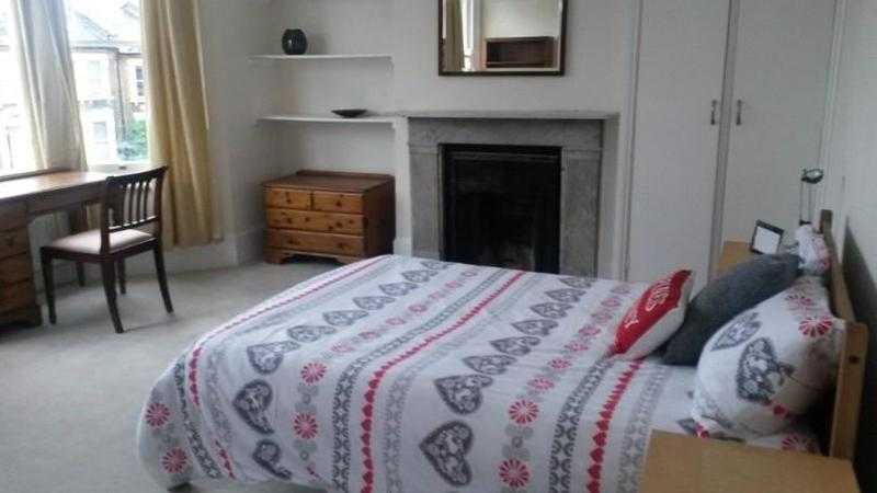 1 bedroom flat in London