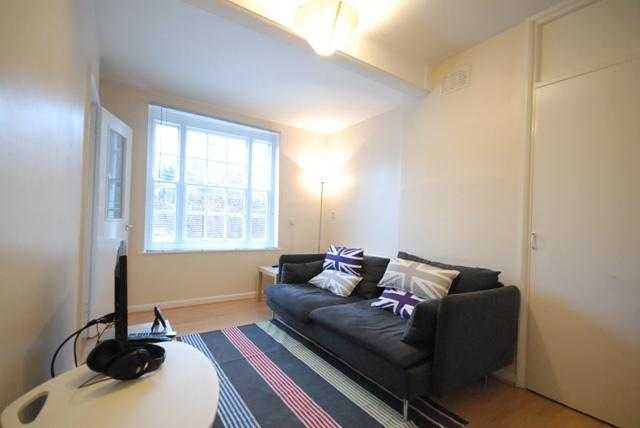 1 bedroom flat in Morden