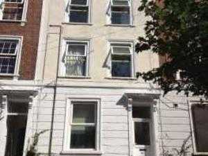 1 bedroom flat in uckfielde