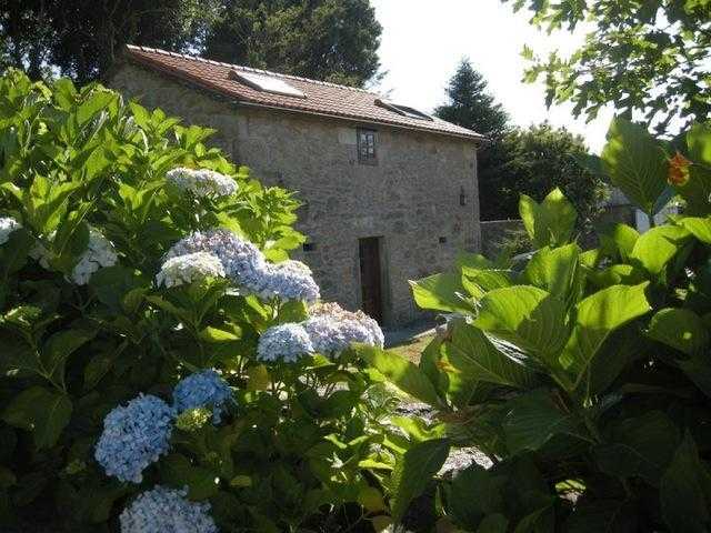 1 bedroom, stone cottage near the beach in Galicia, Spain