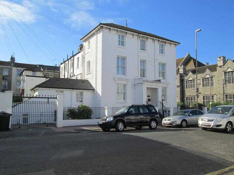 1 Double Bedroom Flat to Rent in Central Eastbourne