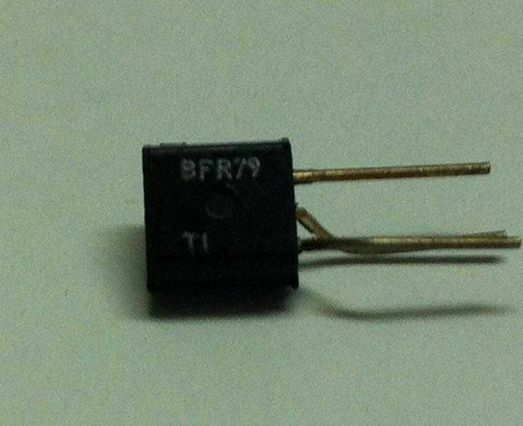 1 x BFR79 PNP Transistor   1.25 each , collection or Free Postage