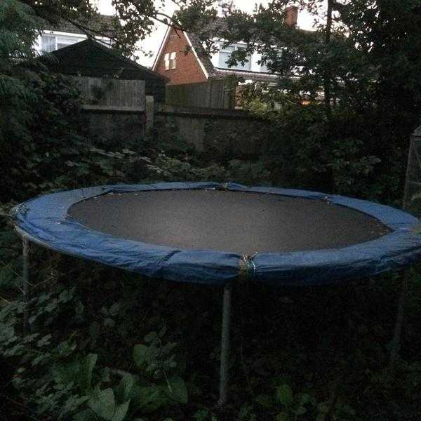 10 ft trampoline