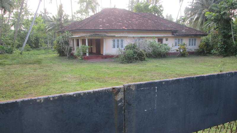 103 perches land with house for sale galle in sri lanka