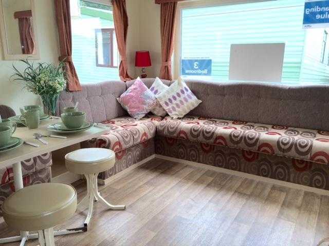 12 Month Owner Season, Static Caravan for sale 3 bed on Regent Bay