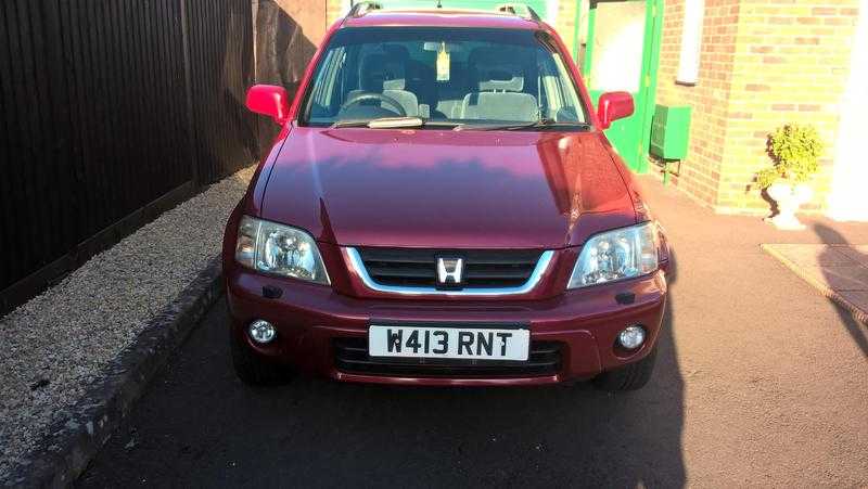 1,400 - 2000 Honda CR-V Red 2.0 44 Petrol LPG