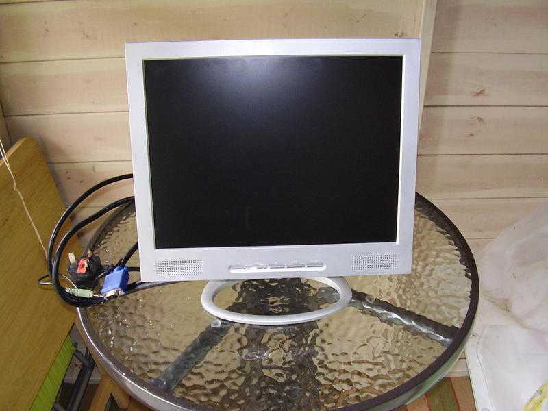 15 INCH MONITOR