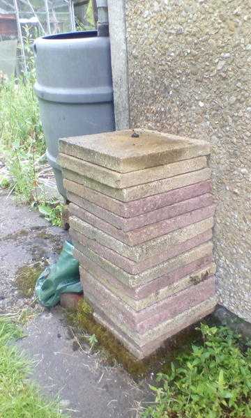 15 Paving Slabs
