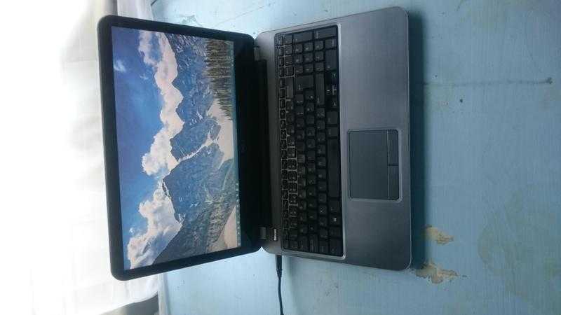 15.6in Dell Laptop, Windows 10, Intel Core i5, 6GB RAM, 750gb HHD, AMD Radeon HD 8730M Graphics Card