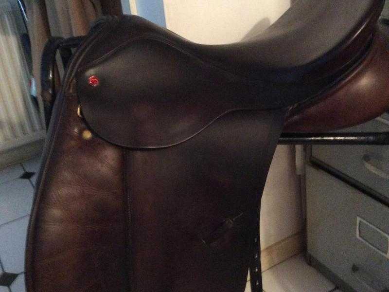 17.5quot VSD saddle