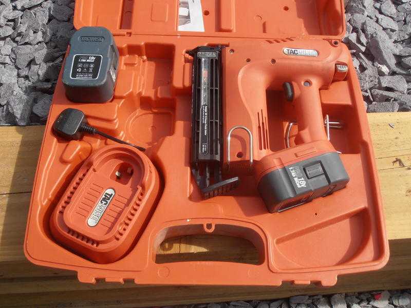 18volt Tackwise Nail Gun 2 Batteries and spare charger     40.00