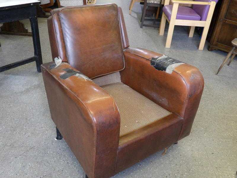 1930s club Armchair - Upholstery project