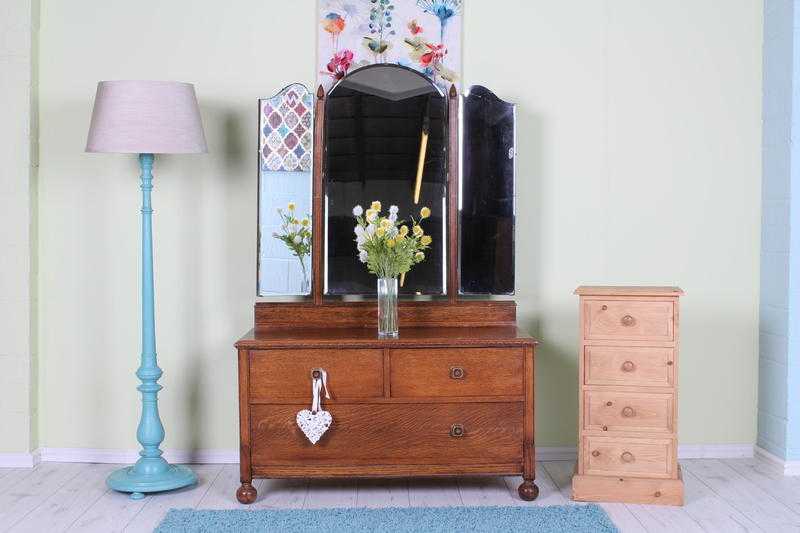 1940s1950s DRESSING TABLE WITH 3 ADJUSTABLE MIRRORS 3 DRAWERS - CAN COURIER