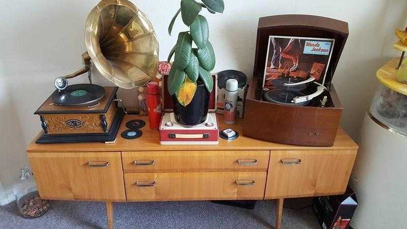 1960s original sideboard beautiful and practical