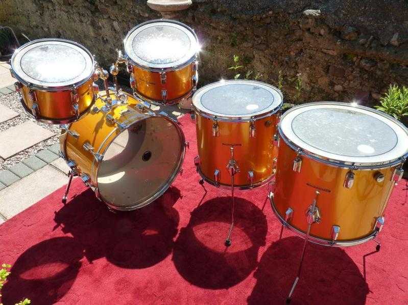 1980s Vintage Wood and Fiber glass Pearl Satin Gold drum kit