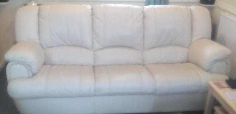 199  LUXURY TOP QUALITY HEAVY DUTY LEATHER SOFA