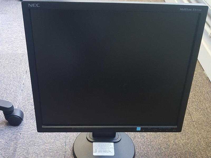 19quot NEC MultiSync EA192M Monitor