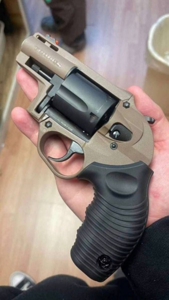 Handgun,Sig Sauer, CZ ,Revolvers