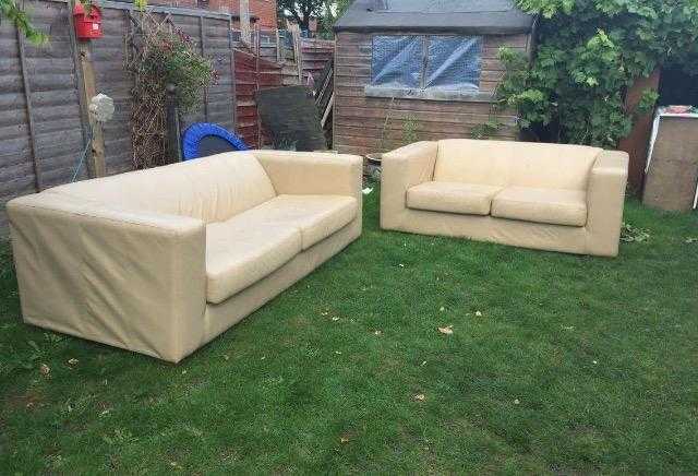 2 amp 3 Cream Leather Sofas