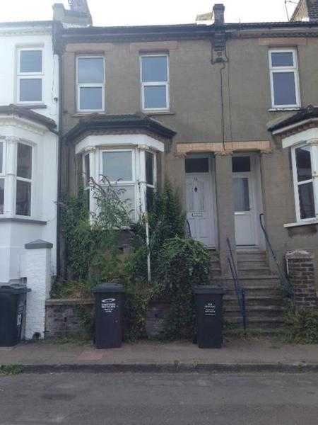 2 bed house for rent - Greenhithe