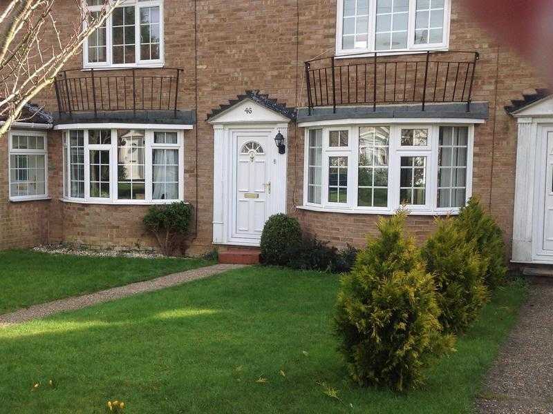 2 bed house , Manor Park.