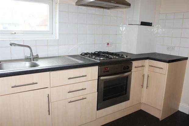 2 BED UNFURNISHED APARTMENT IN BIRKENHEAD