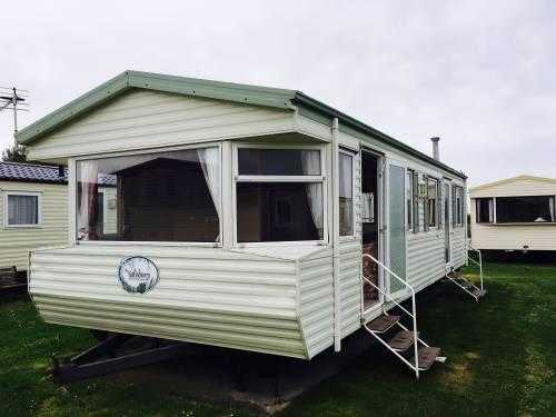 2 bedroom caravan