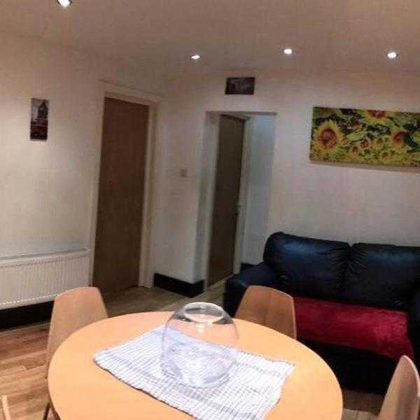 2 Bedroom Flat Available