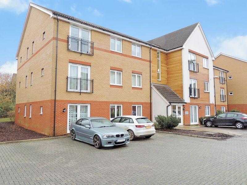 2 bedroom flat in