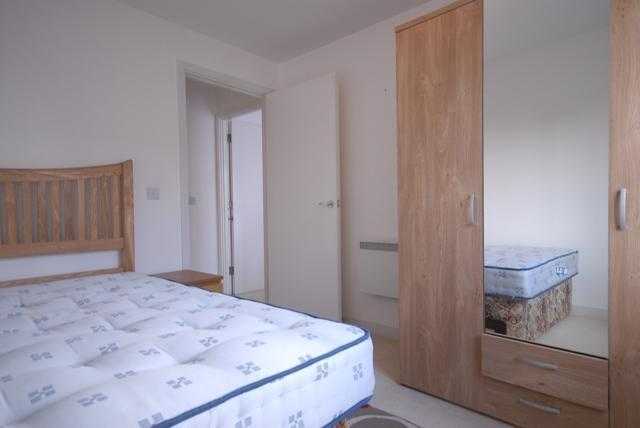 2 bedroom flat in 3 High Street