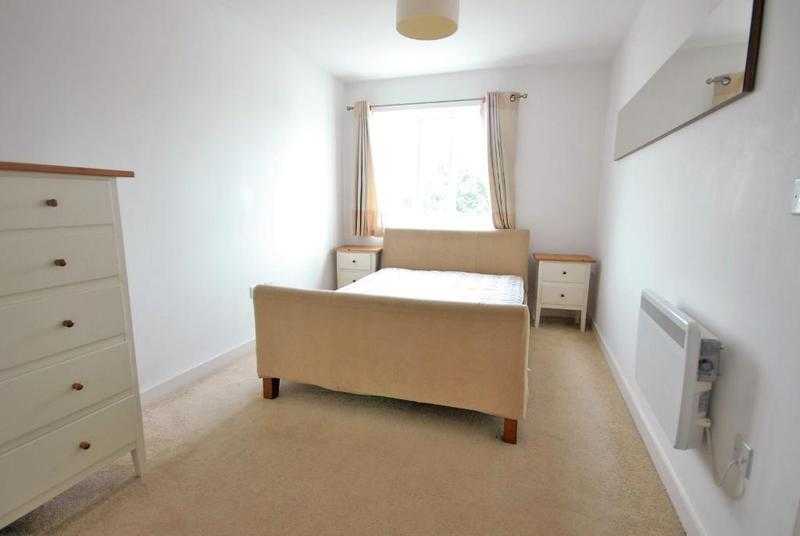 2 bedroom flat in 3 High Street