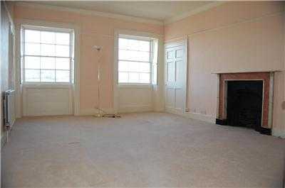 2 bedroom flat in BATH