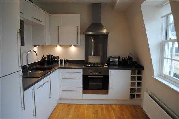 2 bedroom flat in BATH