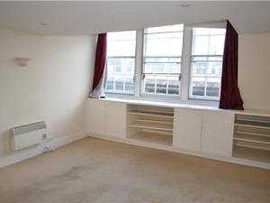 2 bedroom flat in Redfield