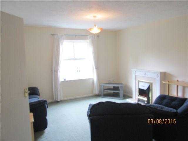 2 bedroom flat in STOKE PARK