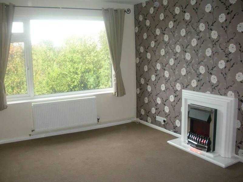 2 Bedroom Maisonette to rent in Brockworth