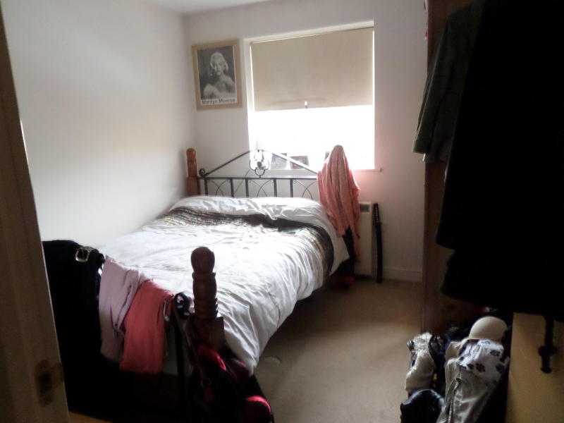 2 BEDROOMS FLAT ON THE FIRST FLOOR IN ENFIELD