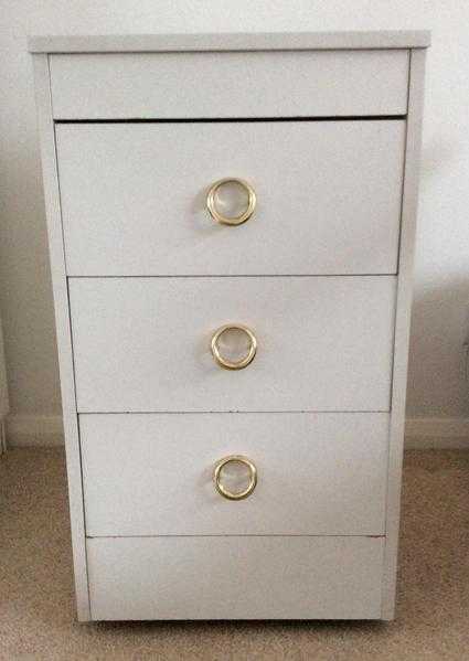 2 Bedside cupboards tables