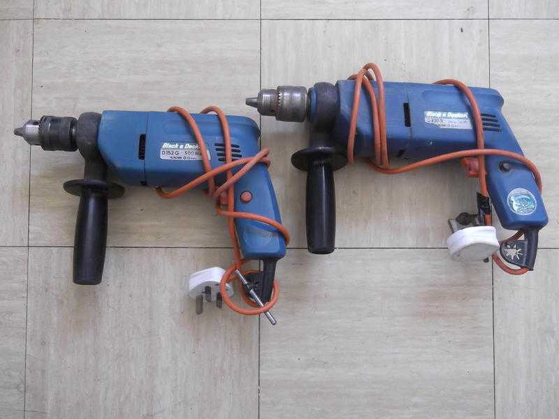 2 Black and Decker 2-speed hammer drills - D230R 600w and D152G 500w.