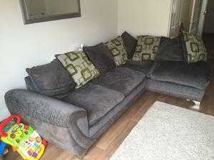 2 DFS sofas