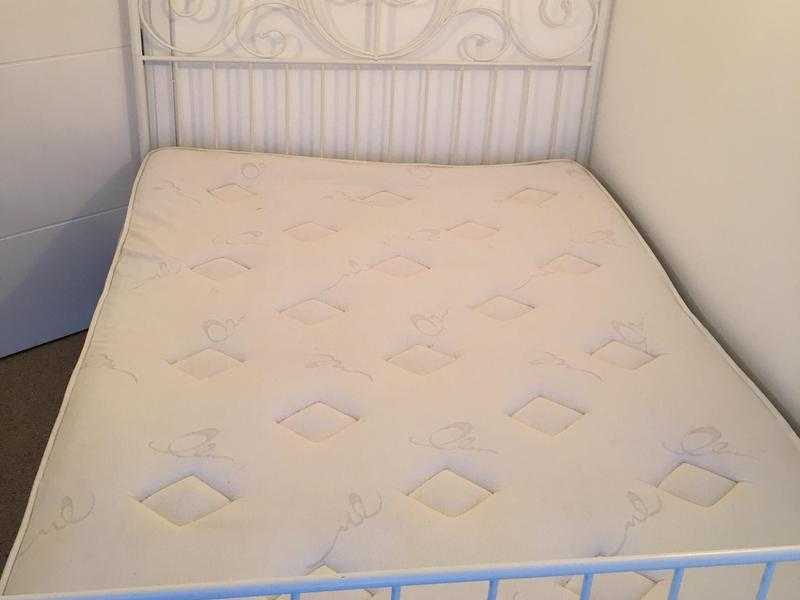 2 double bed with mattresses ( for sale)