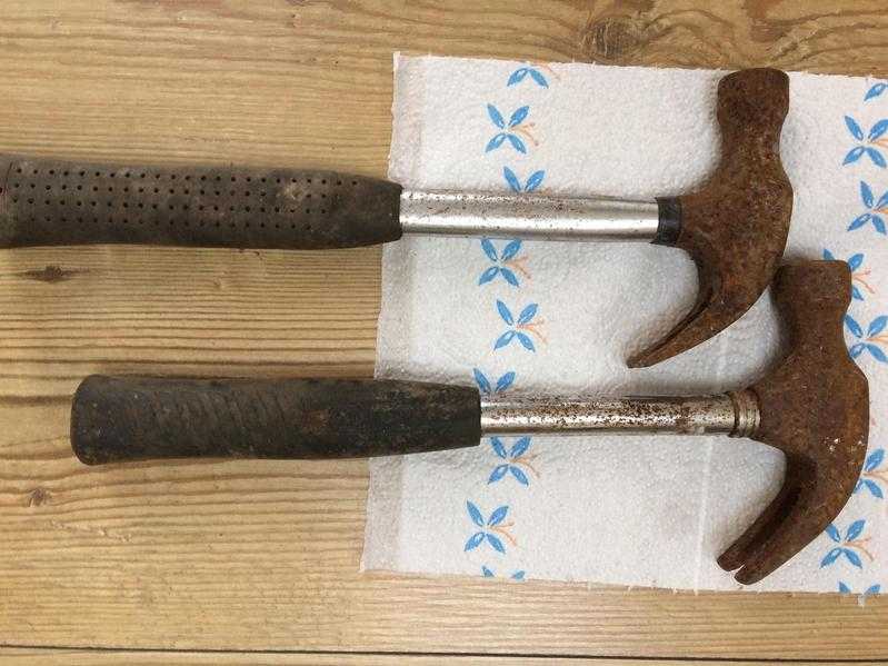 2 Hammers