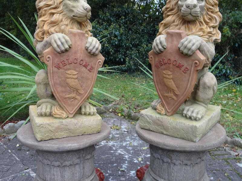 2 Large Stone Duke Lions With Shields amp Scroll Plinths Entrance Garden Statues