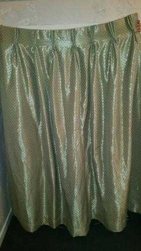 2 Pairs of Pinch Pleat Curtains