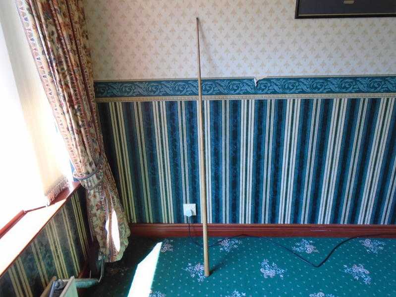 2 PIECE SNOOKER  POOL CUE, quotTHE ELF RANGEquot, MADE in ENGLAND, 57quot, VERY GOOD CONDITION