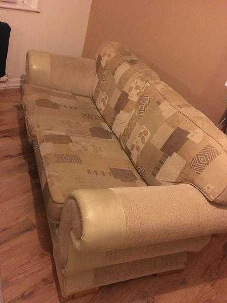 2 seater sofa to be gone asap