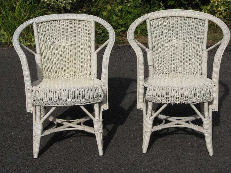 2 Wicker chairs